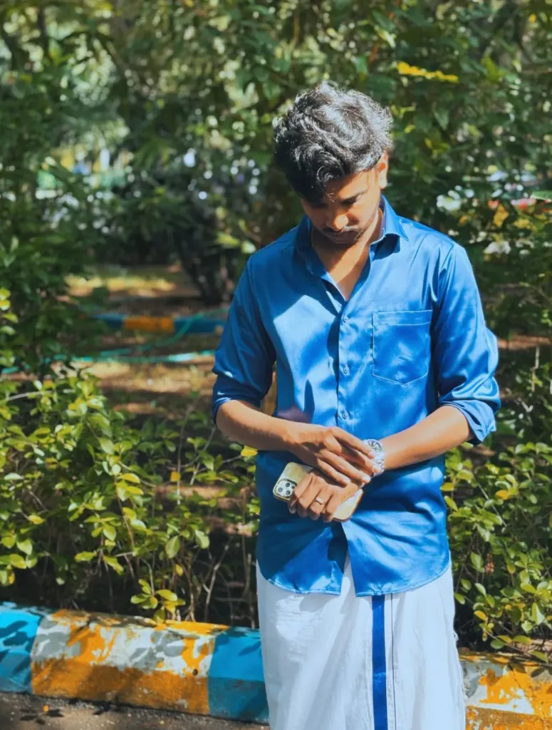 Traditional silk shirt (S)